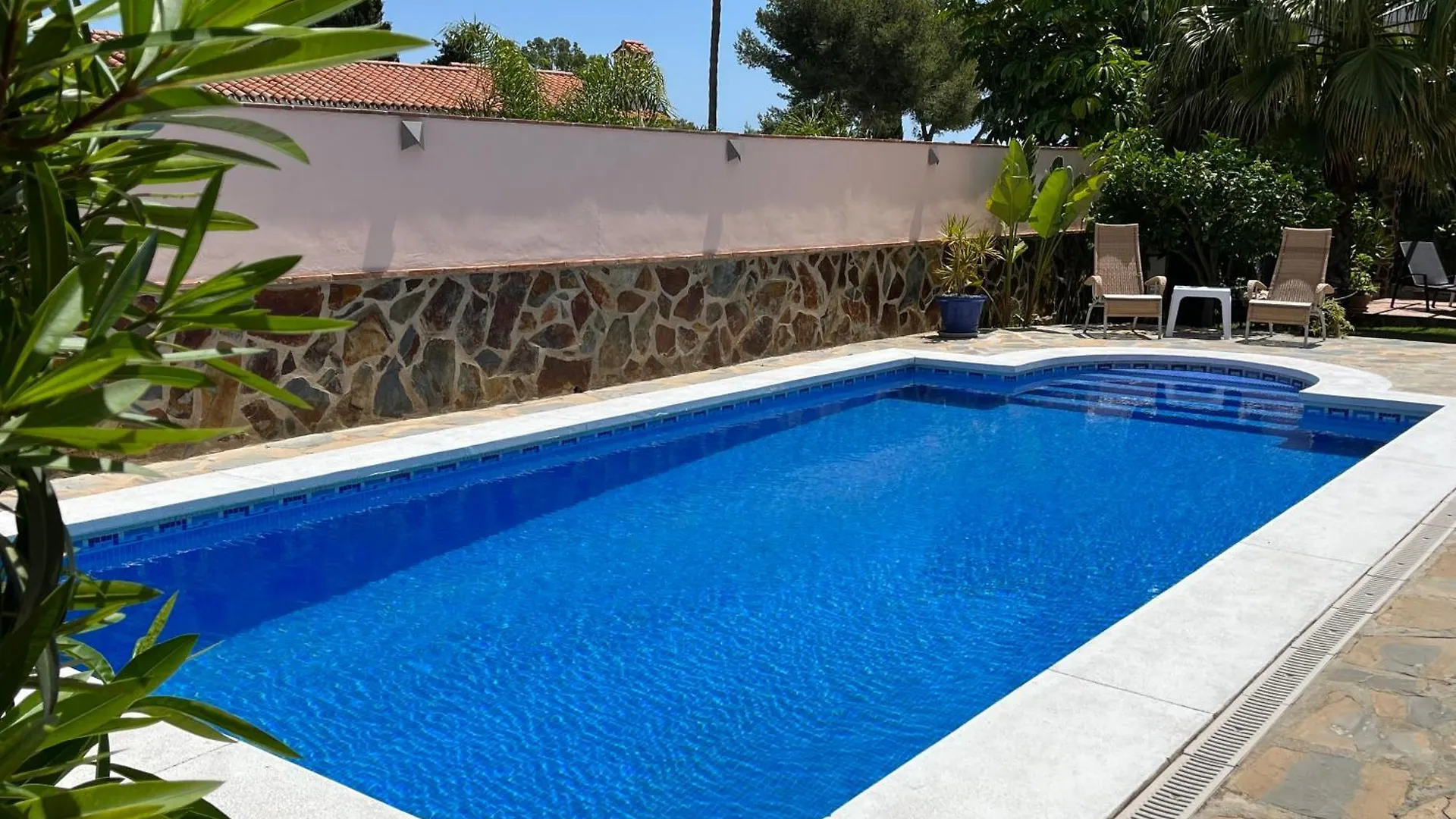 Bonito-Sol Villa Sitio de Calahonda 0*,